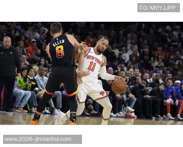 麦克丹尼尔斯半场完美表现6中6砍17分三分球全中并上演精彩空接暴扣