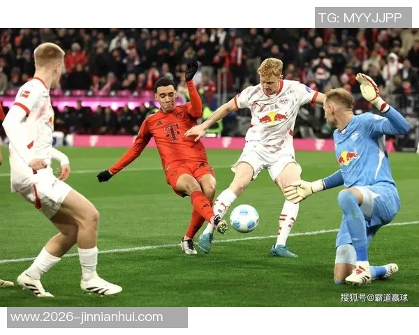 拜仁慕尼黑横扫德甲上半区全胜战绩令人胆寒大比分频现