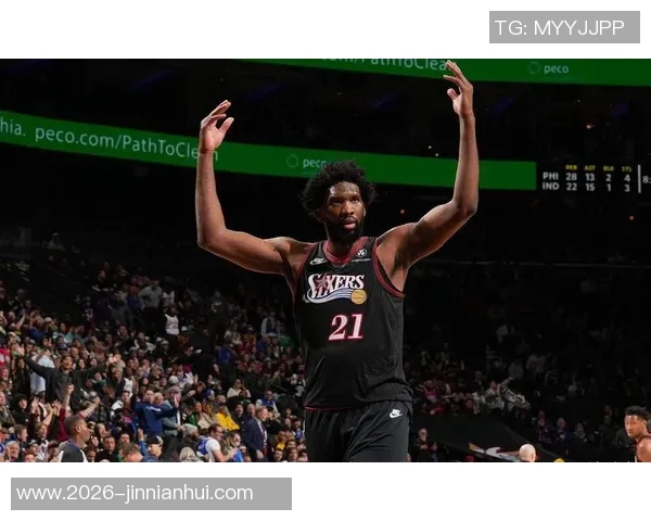 恩比德上半场火力全开10投7中狂砍20分5篮板4助攻6罚全中助球队争胜